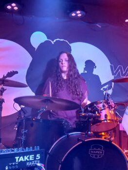 EBB: Drummer Anna Live In Edinburgh